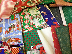 Huge holiday Quilters Delight Fabric Scraps Pieces Remnants Crafters 2-lb