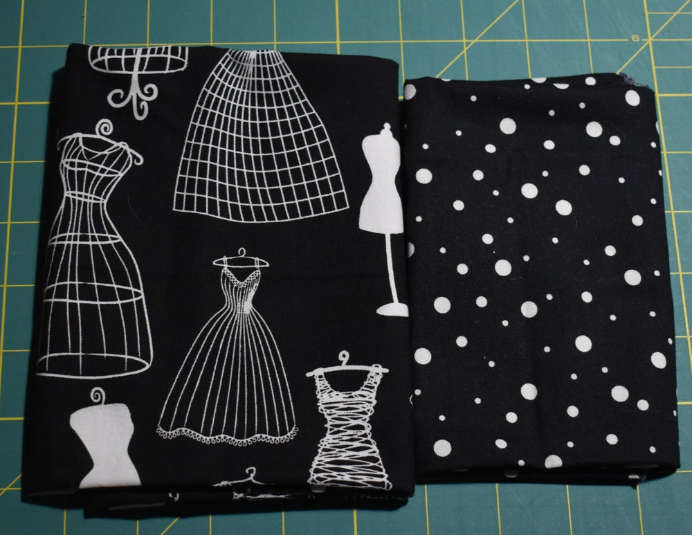 FAT QUARTER LOT of 2 BLACK WHITE mannequin DRESS FORM elsmerelda DOTS