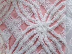 quilter’s favorite Vtg Pink & White Chenille Bedspread Fabric Pc Sewing Material