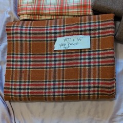 Mixed Lot 6 Pieces Fabric, Solids & Prints, 8.25 lbs