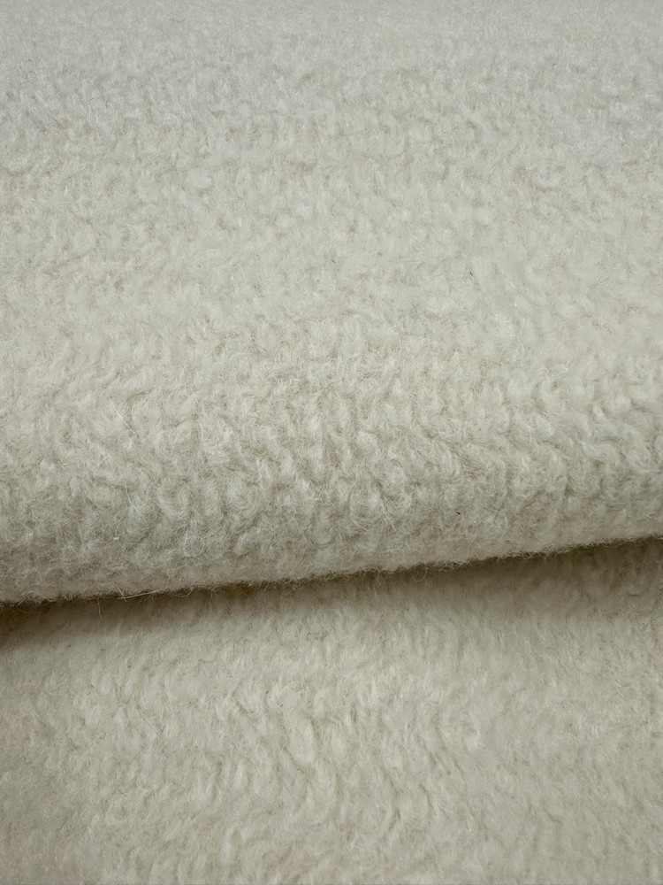 Holly Hunt/ Great Plains Alpaca Melange in Winter White, 19yards, Brushed Alpaca
