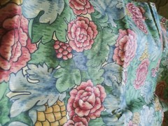 Vintage 1989 NTT Inc Floral Cotton Fabric 4.25 YARDS by 44″ wide.