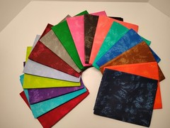 Lot of 16 Fat Quarters – Colorful Cotton Quilt Fabric Bundle – ‘Cloudy Tonal’