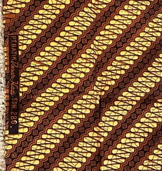 Indonesian Batik Cotton Fabric Danar Hadi Solo 40×90″ Parang Rusak Design 1970s