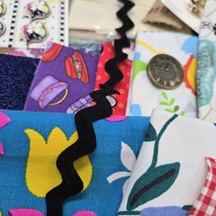 Slow Stitching Lot Fabric Scraps Embroidery Floss Buttons Trim Ribbon Sew 1 Lb
