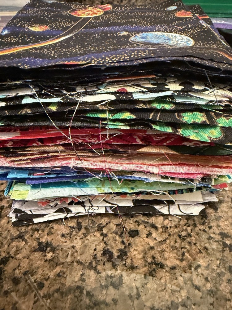 275 pc lot cotton 5″ x 5″ Fabric Squares Precut Quilt Blocks 1lb 6oz kids prints