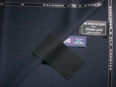 100% WOOL WITH “CREASE RESISTANCE” SUITING FABRIC “Very Dark Navy” = 3.5 m