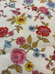 Vtg Concord Fabrics 59” X 44” Cotton Floral Lightweight Twill White Background