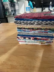 Lot of 20 PATTERN fat quarters-WHAT U SEE IN THE PICTURES IS EXACTLY WHAT U GET