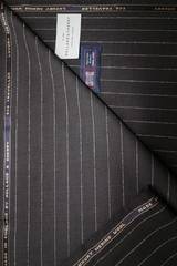 Holland & Sherry SUPER 130’s WOOL WORSTED SUITING FABRIC MADE IN ENGLAND – 4.0 m