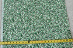 33″ Long, Vintage, Red & Green Holly on White Quilt Cotton, V446