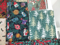 20 pieces 2.5 lbs CHRISTMAS cotton quilt fabric 1/2 yd & under approx 7 yards