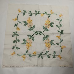 Needlework Fabric Craft Unfinished Yellow Floral Printed Pattern READ Flawed