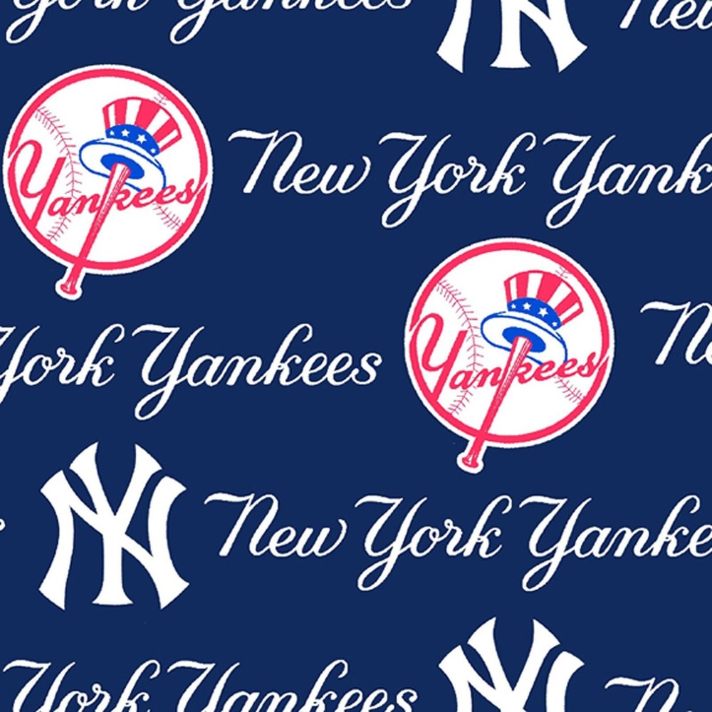 New York Yankees MLB Fleece Fabric – 58″ Wide – Sold by The Yard & Bolt