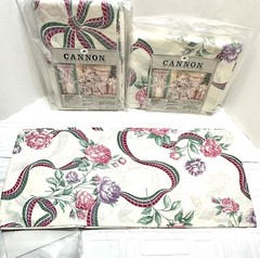 Floral Ribbon 90’s Cannon MontiCello Fabric NOS (3) 45″x108″ Total 11.25 Yards
