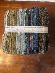Morris Meadow 33 Fat Quarters – Moda