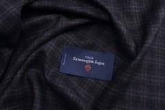 Ermenegildo Zegna 100% silk blazer/suit fabric 3.4 meters 220 Grm