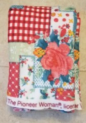The Pioneer Woman Cheerful Rose Patchwork Fleece Fabric 2yards Blanket Throw NEW