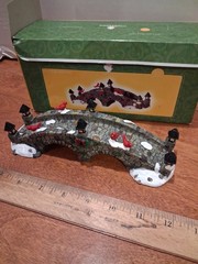 Jo Ann Fabrics Santas Workbench Bridge With Cardinals 2002