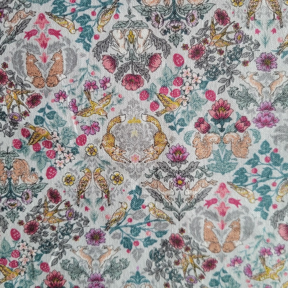 Palest Gray Japanese Cotton Shirting w/ Diamonds of Flowers/Animals – Classic