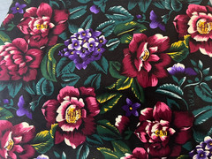 26-08-92 LOVELY RAYON? FABRIC FOR DRESSES, SKIRTS, TOPS=5 1/2 YDS X 41″ WASHED
