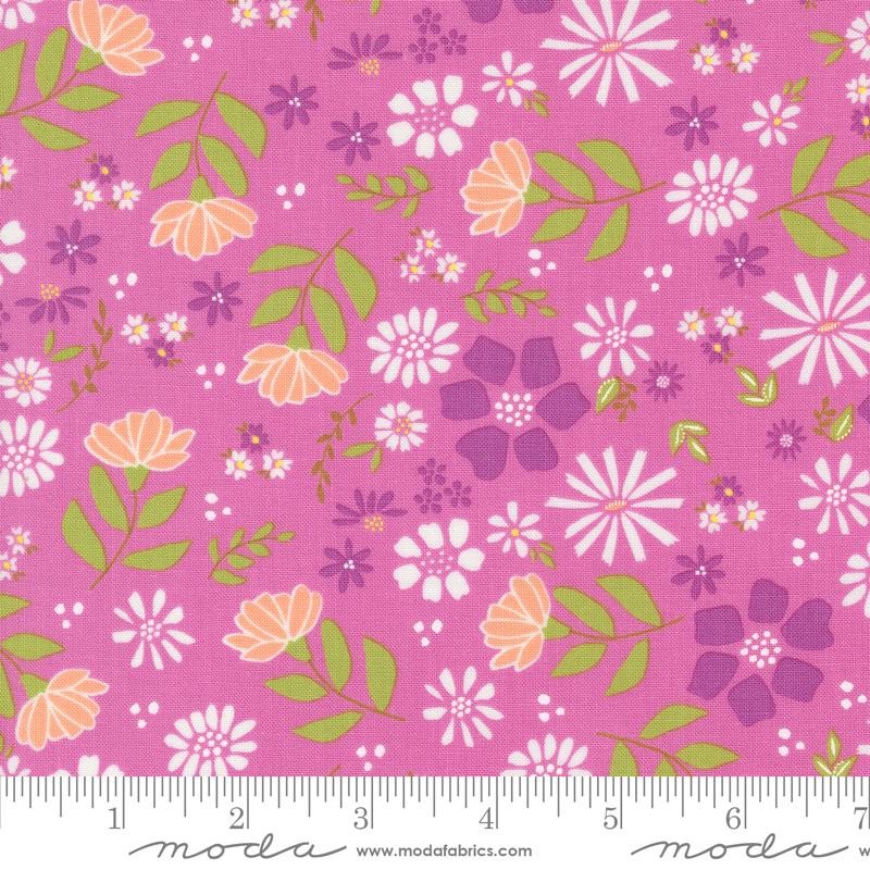 MODA – Laguna Sunrise by Sherri & Chelsi – Wild Rose Floral – Sweet Pea 1/4yd