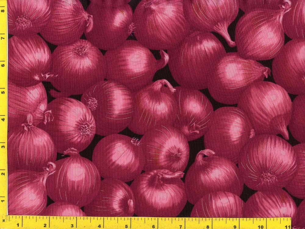 Realistic Red Onions By The Yard CFOVEG08310