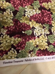 Timeless Treasures Of Soho, Cotton Fabric, 2.75 Yds, 45″, Grape Leaves Clusters