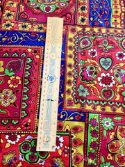 VTG`70`s BRIGHT MoD Boho Hippie Paisley Tiles Patchwork Cheater BTHY
