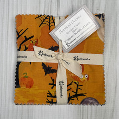 Clothworks Haunted Hollow By Tracey English NEW – 42 Pieces – 5″x5″ Charm Pack