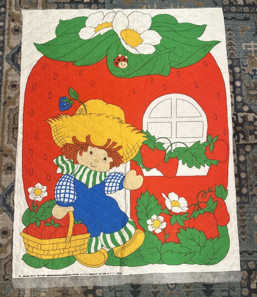 Vintage 1981 Huckleberry Pie Fabric Quilt Panel Strawberry Shortcake Pal 35×45″