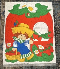Vintage 1981 Huckleberry Pie Fabric Quilt Panel Strawberry Shortcake Pal 35×45″