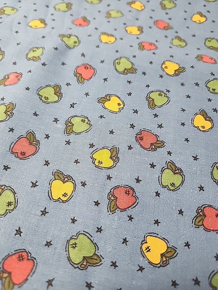 45″ X 5.6yd Pumpkin Patch Apple & Star Print Cotton Sewing Craft Quilting Fabric