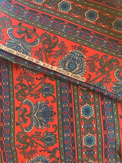 Vintage JINNY BEYER for Mr. RJR Fabric Cotton Quilt BORDER STRIPE RED 1.5 Yds Vt
