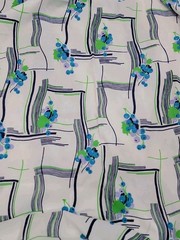 VTG 1972 Mid Century Fabric 4 Yards 44″ Blue Green Berry Geometric Mod Polyester