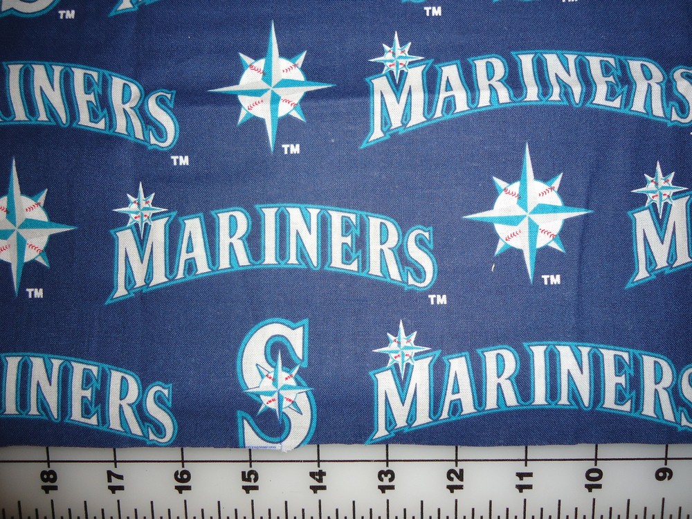 Vintage MLB Baseball 1/4 Yard Seattle Mariners Cotton Fabric 9″ x 56″