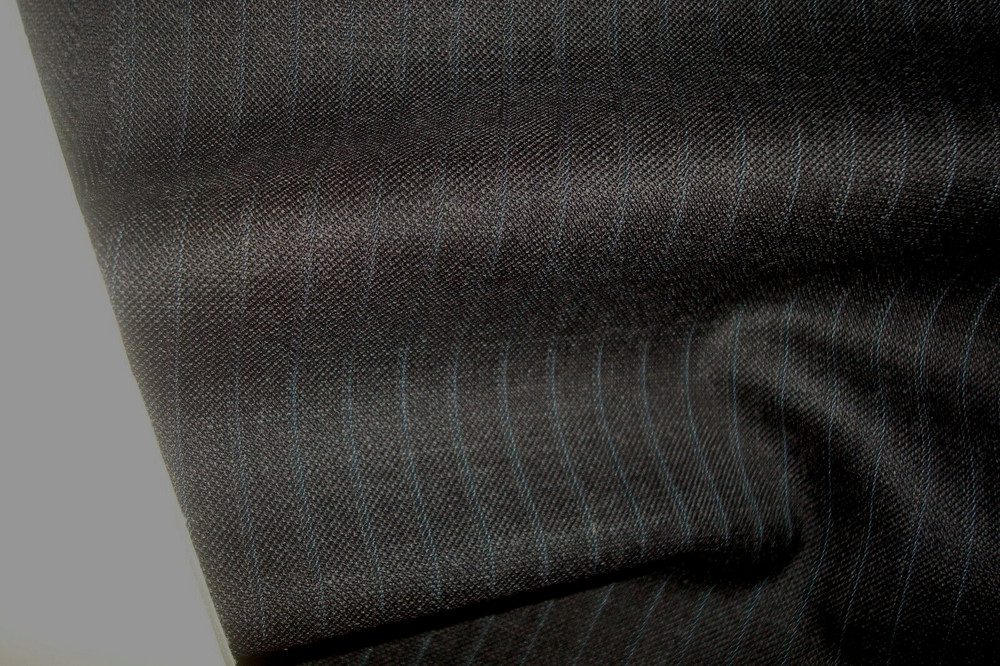 2.83 yds English WOOL Super 120s Suiting Fabric 9.5 oz Stripe Dk Gray 102″ BTP
