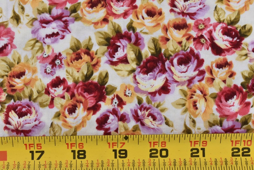 By 1/2 Yd, Red & Gold Floral on Cream Quilt Cotton, Jo-Ann, P3183
