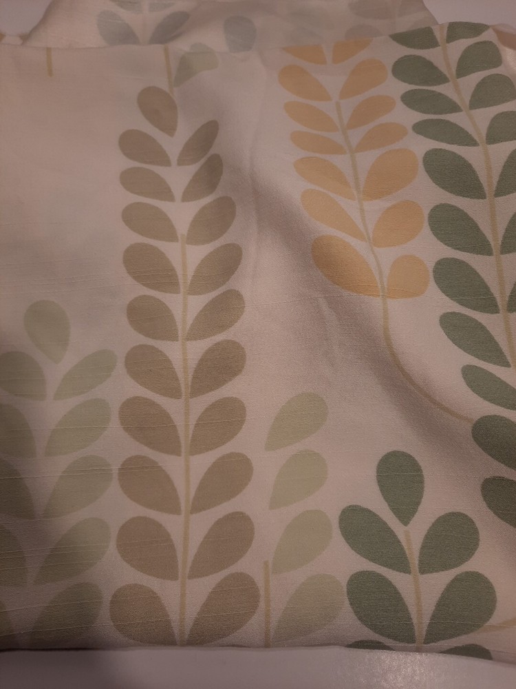 5th Avenue Design Inc Rayon And Acetate Fast Colors Screen Printed Fabric Floral