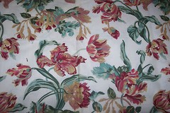 2.75 yards BRIGHT FLORAL/RICHLOOM RED, MAUVE, GOLDS, GREENS 54″ wide-RARE FIND