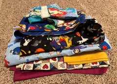 Colorful childrens kids quilt print cotton fabric Scraps lot bundle 90s 2000s