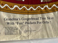 VTG Grandmas Gingerbread Christmas Tree Skirt w/gift pockets Uncut Fabric Panel
