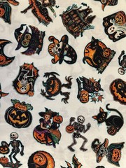 HAPPY HAUNTING QUILTING TREASURES RETRO HALLOWEEN FABRIC HALF YARD
