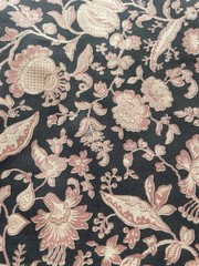 Liberty of London Cotton Quilting Fabric Victoria Floral Grey Pink 2 Yards