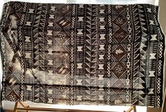 Preown never-used fabric remnant 40in x 52in, Hawaiian-inspired design, brn-wht