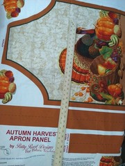 Fabric Traditions Thanksgiving Holiday Harvest Cut & Sew Apron Autumn 36″/48″