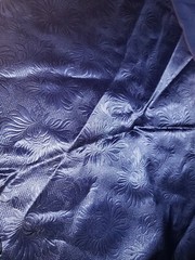 SATIN SILKY FABRIC 37″ x 45″ Gorgeous Shiny Print Navy Blue/Purple Tint