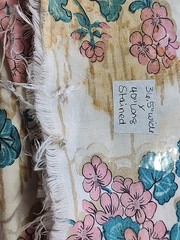 40s 50s Floral Motifs Cotton Fabric 36.5″w X 1.1yds Feedsack Style STAINED