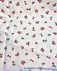 VTG 2009 Mary Engelbreit “Chair of Bowlies ” Cherries Tossed on White 22’x14″