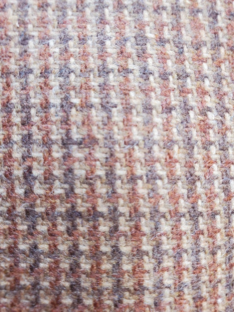 Vintage 100% WOOL Fabric HOUNDSTOOTH about 8 YARDS!!
